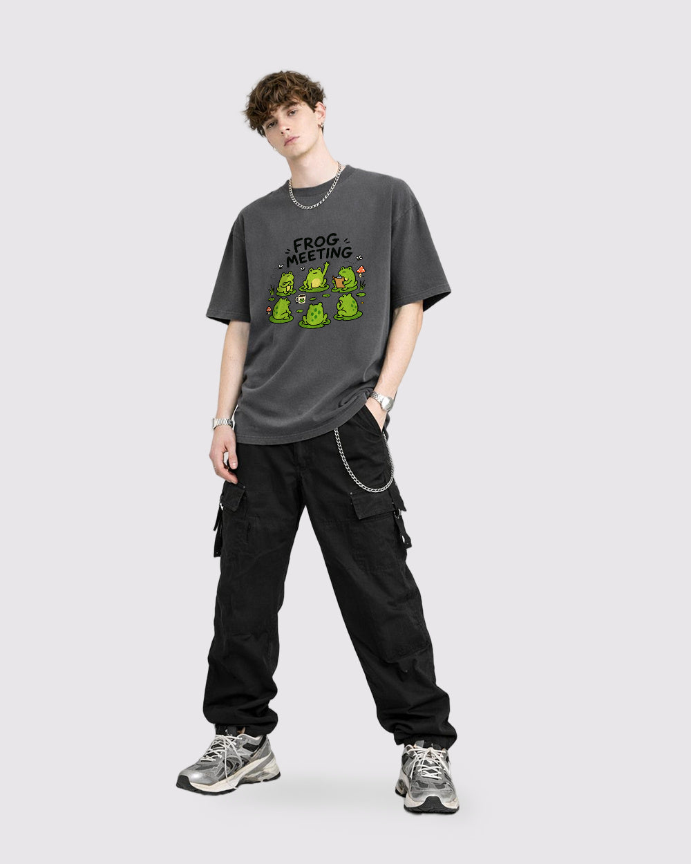Frog Meeting Graphic T-Shirt